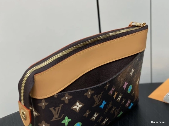 POCHETTE VUITTON SOUPLE-32*21*8CM LOUIS VOYAGE 0714